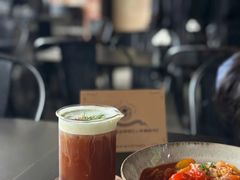 -锅炉咖啡·西餐·音乐酒厂