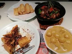 -新大咀港式茶餐厅(宝山万达店)