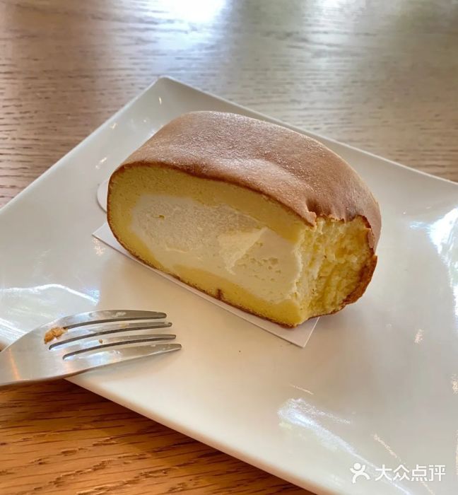 星巴克(潍坊万达广场店)经典瑞士卷图片