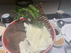 -红鼎豆捞·非遗鲍皇汤火锅(宝丰路店)