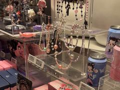 -泡泡玛特POPMART(蓝色港湾店)