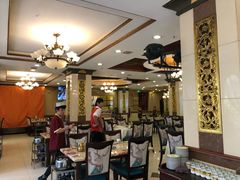 大堂-清真·马家火锅美食城(镇江北路店)