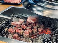 雪花肉粒-肉甲韩国木炭烤肉(新壹街1店)