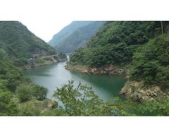 -藏龙百瀑风景区