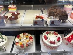 -85度C(生甜甜圈研究工坊·上海平凉店)