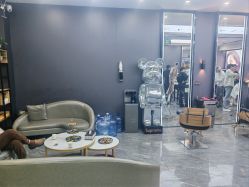 -藤野造型烫染·漂发