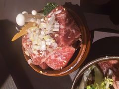 -山川小町·极番烧肉(新地假日广场店)