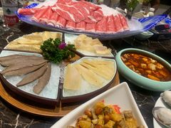 -秦宝雪花牛肉养生火锅(大兴九臻店)