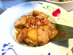 敲扁小土豆-卯时·龙光雅宴·精致锡帮菜(惠山古镇店)