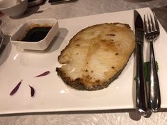 烧汁香煎银鳕鱼-天伦王朝酒店·盛华瑄餐厅
