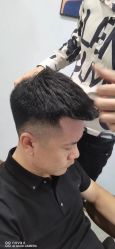 -艺格造型染发烫发