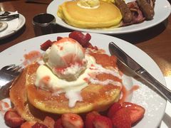 -Pancakes on the rocks(Darling Harbour)