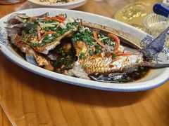 -芦茨金富饭庄·25年老字号·专做稻草鸡