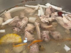 -喃喃椰·糟粕醋·椰子鸡火锅(七堡花园店)