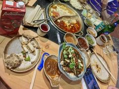 -顶顶汤火牛排火锅·经典铜锅涮肉