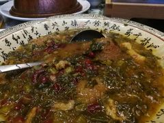 -蔼若春.传承三十年云南菜(金碧公园店)