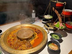 -哥老官重庆美蛙鱼头(五角场合生汇店)