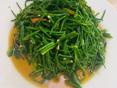 -苏莱特色牛骨滩羊手抓馆(长城东街总店)