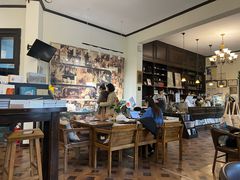 -良友书坊(安徽路店)