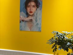 -首脑美容美发化妆美甲培训学校(龙岗校区)