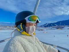 -丝绸之路山地度假区滑雪场