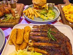 -鲨鱼美式餐厅酒吧Sharky