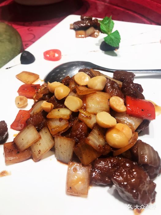 金鼎轩·南北菜(亚运村店)-黑椒夏果牛仔粒图片-北京美食-大众点评网