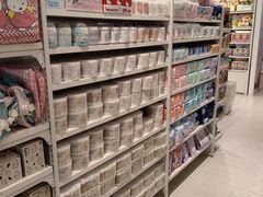 -名创优品(海珠乐峰广场店)