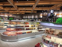 面包甜点陈列柜-七鲜超市(通州ONE店)