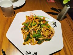 -螃牛记创意火锅