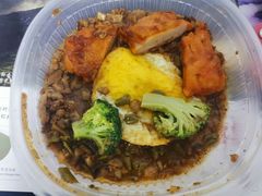 -全家便利店(秀沿路店)