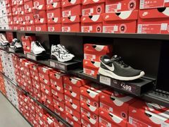 -NIKE北京马连道换季优惠店