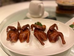 玻璃烧乳鸽-利苑酒家(宜安广场店)