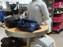 -UNDER ARMOUR(新燕莎奥莱店)