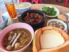 椰子布丁-新记肉骨茶