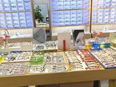 -天空之镜眼镜店蔡司依视路配镜授权零售店(望京颐堤港店)