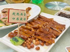 -津津菜馆(绝没分店)