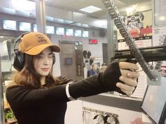 -都市枪神实弹射击俱乐部