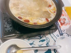 -松哥油焖大虾.小龙虾.黑鸭煲(海岸城店)