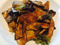 -半山腰·云南菜(侨福芳草地店)