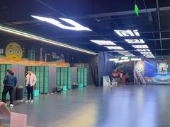 -极限PLAY运动娱乐新世界·团建派对潮玩休闲馆·室内蹦极高空游乐园