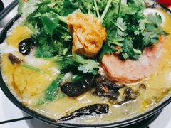 -肥汁米蘭香港米线(长宁来福士店)