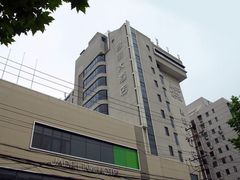 -上海虹桥君丽假日酒店(娄山关路地铁站店)