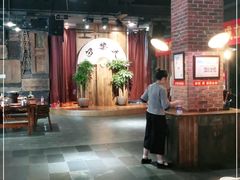 -白乐天毛肚火锅馆(南滨路店)
