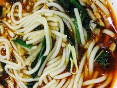 辣鸡小锅米线-老滇味