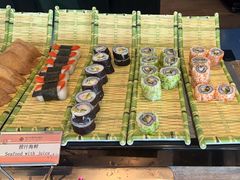 -宝利来国际大酒店-凤凰阁旋转餐厅