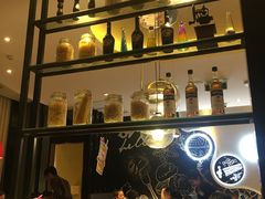 -必胜客(武汉欢乐谷店)