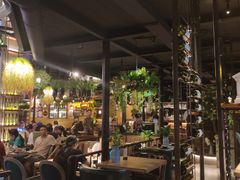 -临界音乐酒馆·小龙虾·江湖菜(华熙LIVE·鱼洞店)