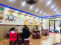 大堂-捷信牛奶甜品世家(柳巷店)