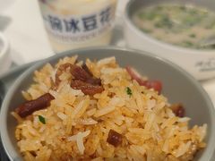 -洪氏嗨捞·广东猪肚鸡·椰子鸡火锅(西咸万象城店)